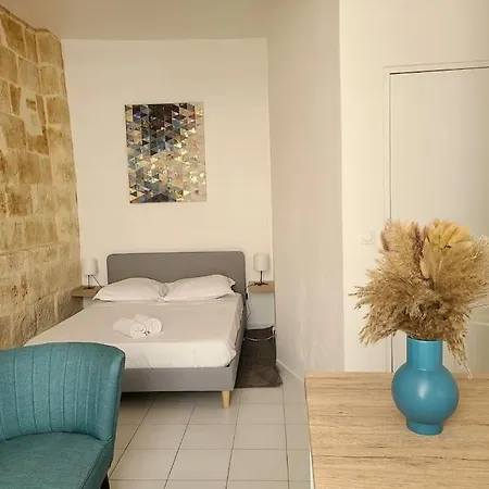 Cosy Et Calme - Centre Historique Apartment Montpellier