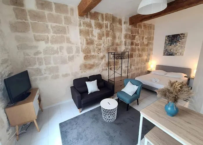 Apartment Cosy Et Calme - Centre Historique *